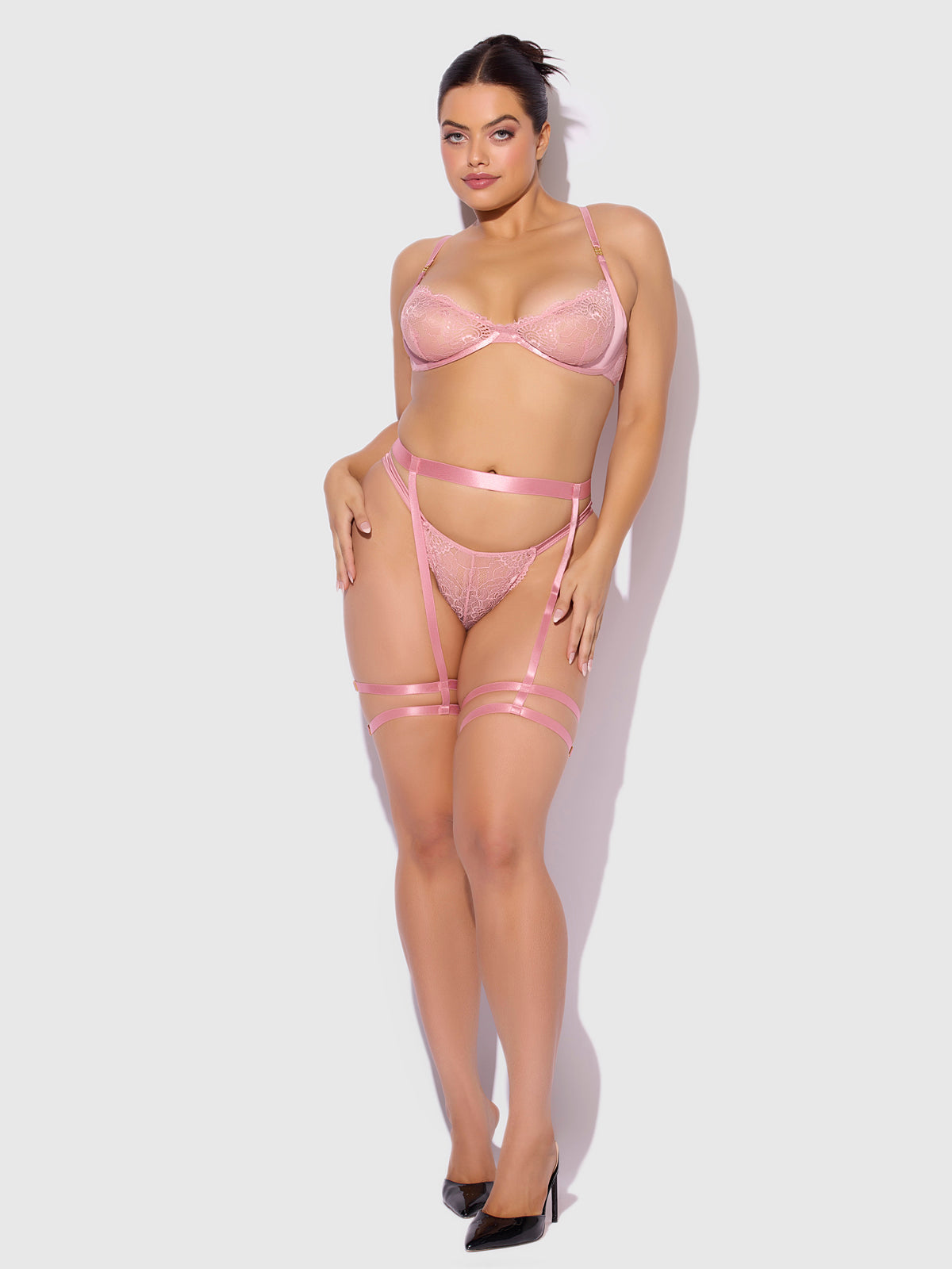 HELENA LACE BRA, GARTER, & OPEN BACK HIPSTER SET