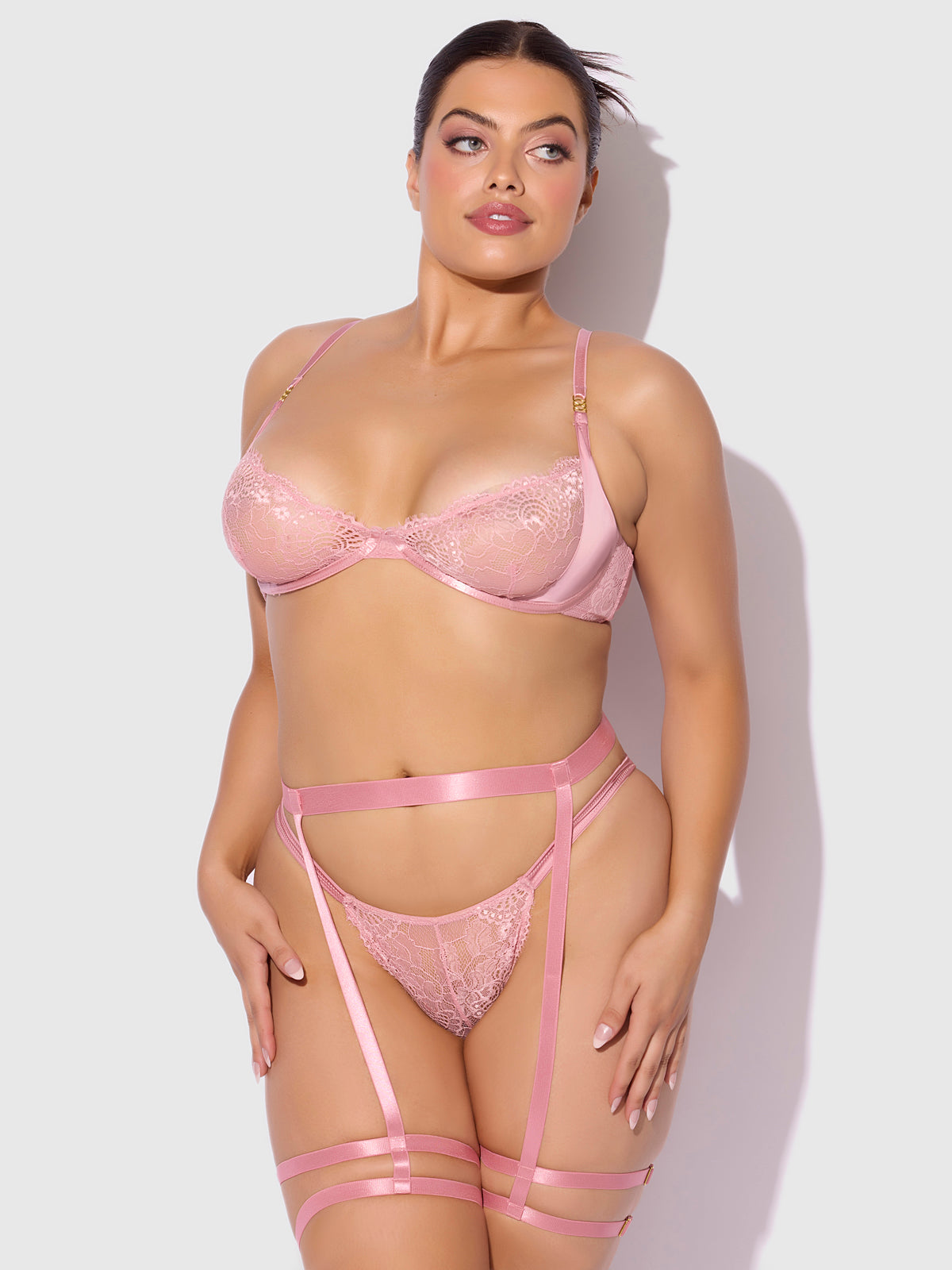 HELENA LACE BRA, GARTER, & OPEN BACK HIPSTER SET
